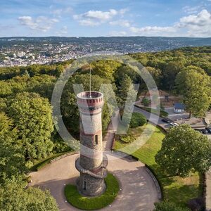 Sehenwürdigkeiten - Toelleturm in den Barmer Anlagen